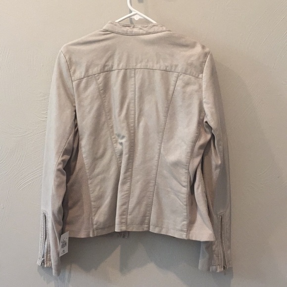 Leather jacket - Picture 2 of 3